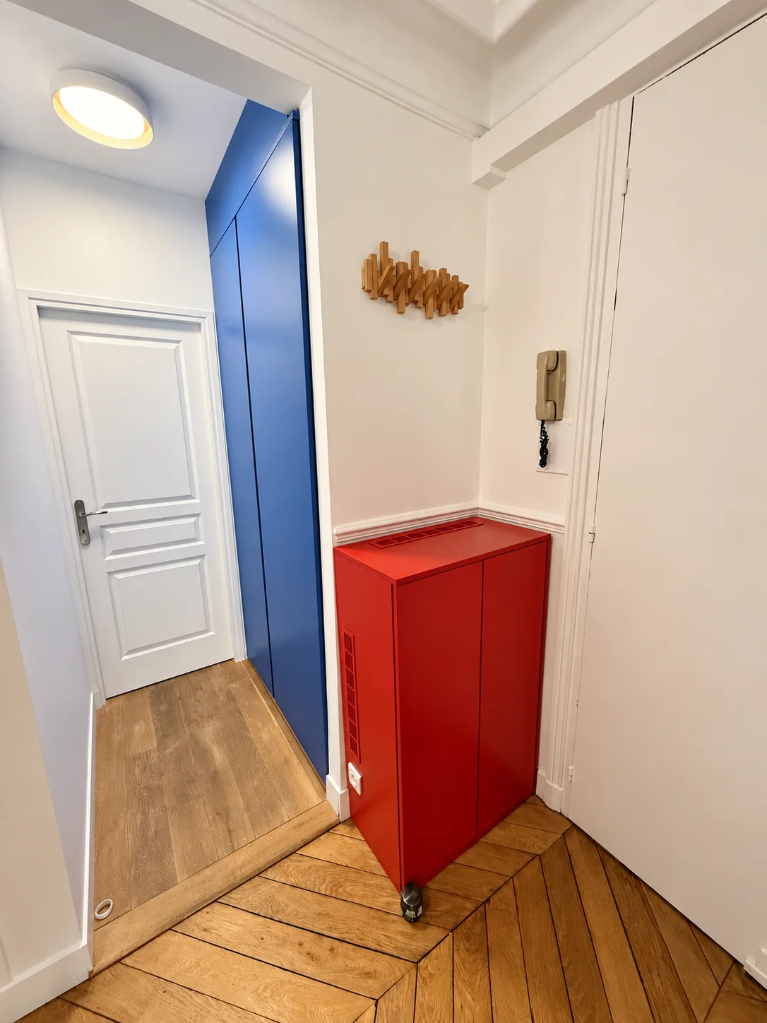 Mobilier rue Choron — détail 3
